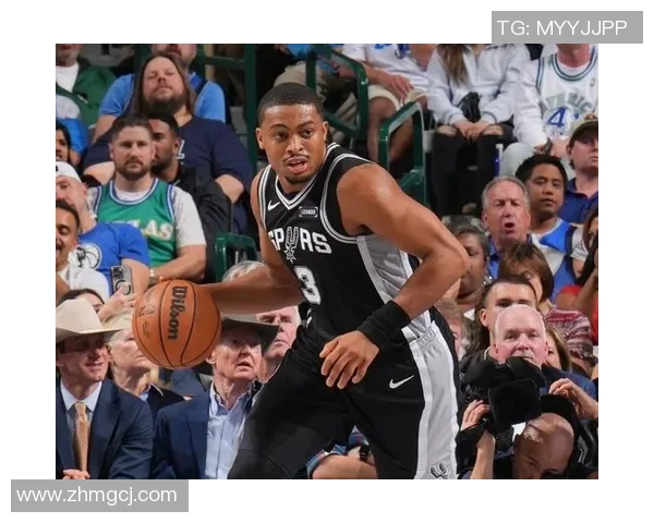 攻防一体!韦尔28分钟15中8拿到20分14板2断1帽 正负值+17 攻防一体!韦尔28分钟15中8拿到20分14板2断1帽 正负值+17